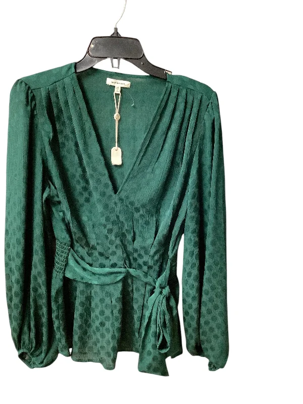 Top Long Sleeve By Max Studio In Green, Size: M