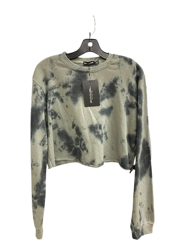 Top Long Sleeve By Pretty Little Thing In Green, Size: L