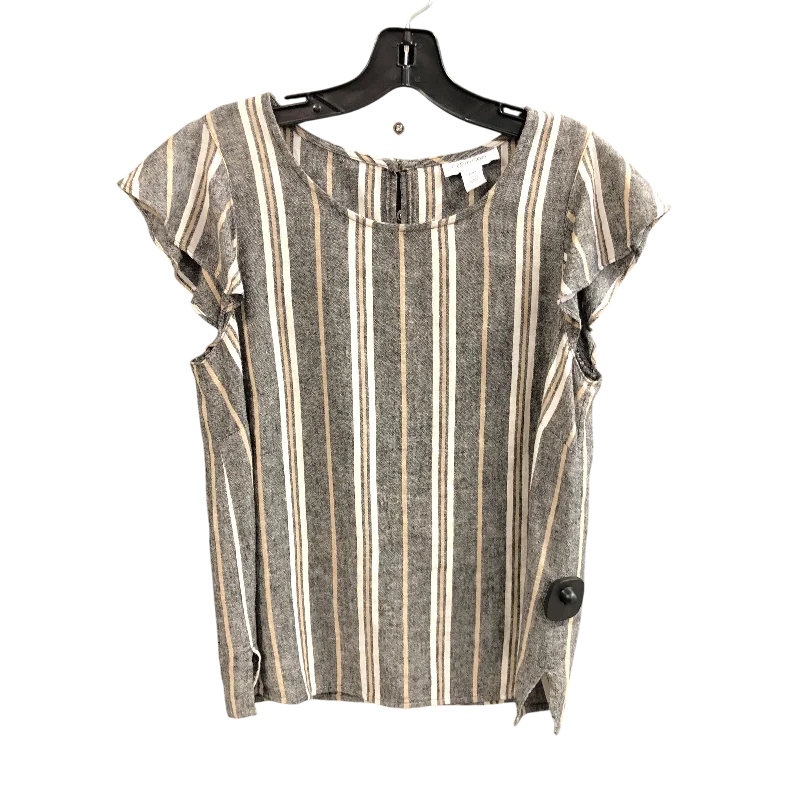 Top Short Sleeve By Calvin Klein In Grey, Size: Xs