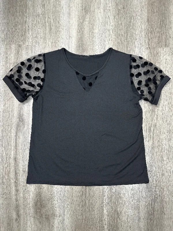 Top Short Sleeve By Cmf In Black, Size: L