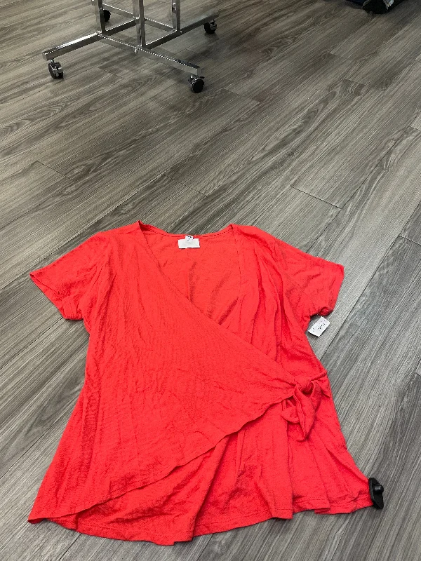 Top Short Sleeve By Old Navy In Red, Size: 3x