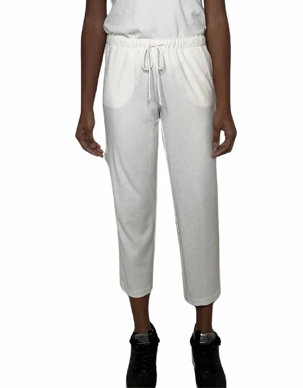 Paula Pant In White